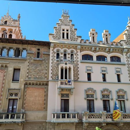 Apartaments Vicus 3 Con Vistas A La Plaza Mayor De Vic Eksteriør billede