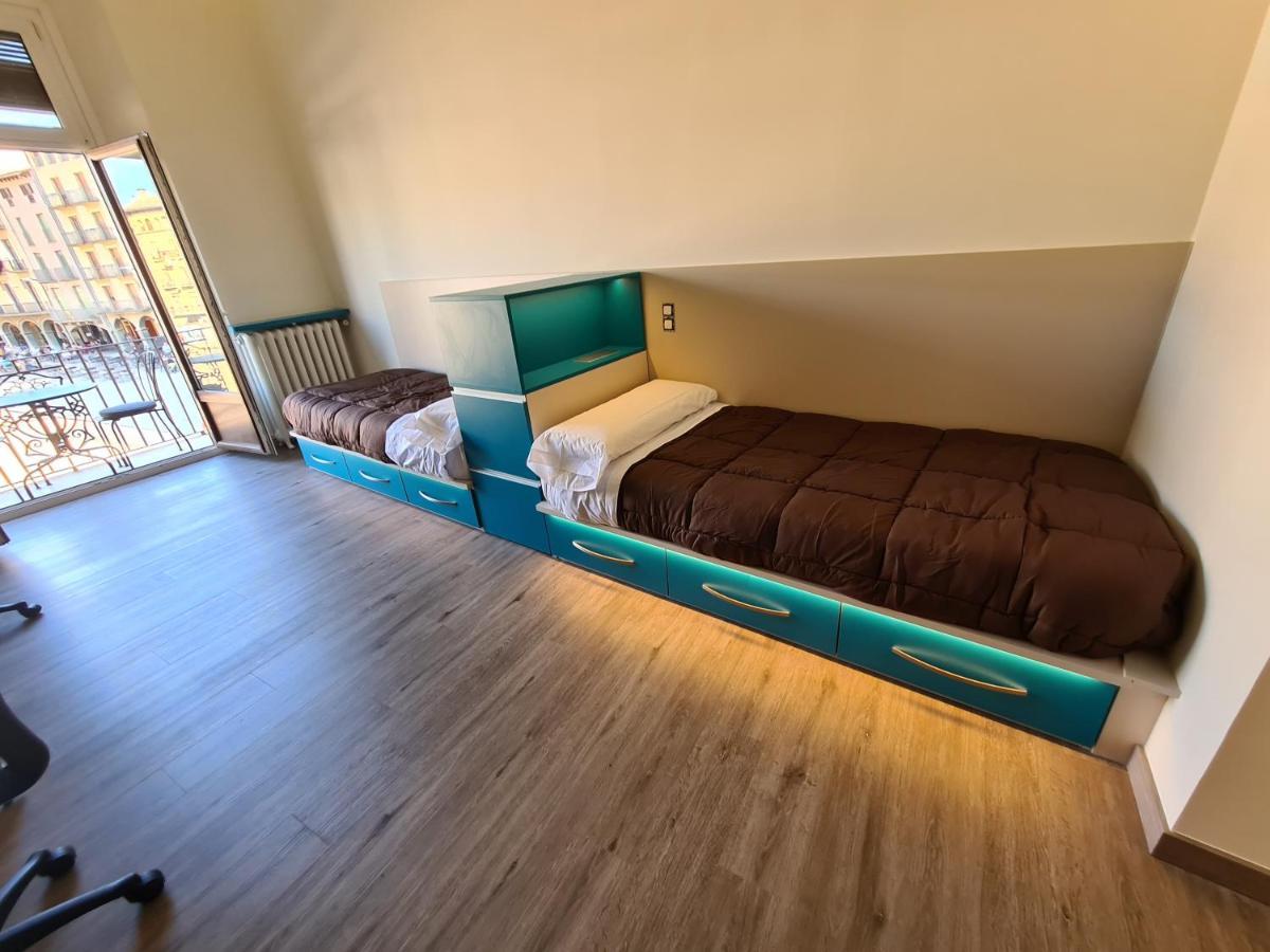 Apartaments Vicus 3 Con Vistas A La Plaza Mayor De Vic Eksteriør billede