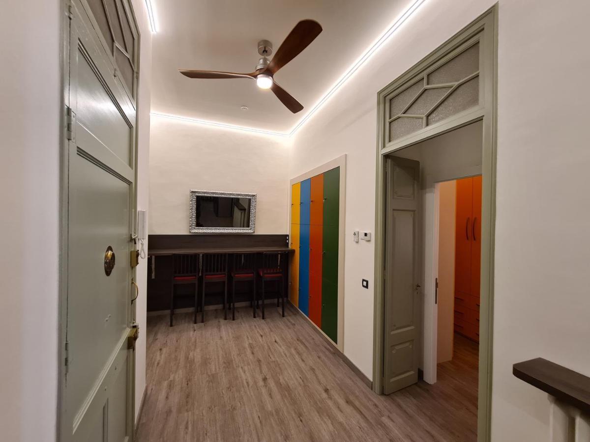 Apartaments Vicus 3 Con Vistas A La Plaza Mayor De Vic Eksteriør billede