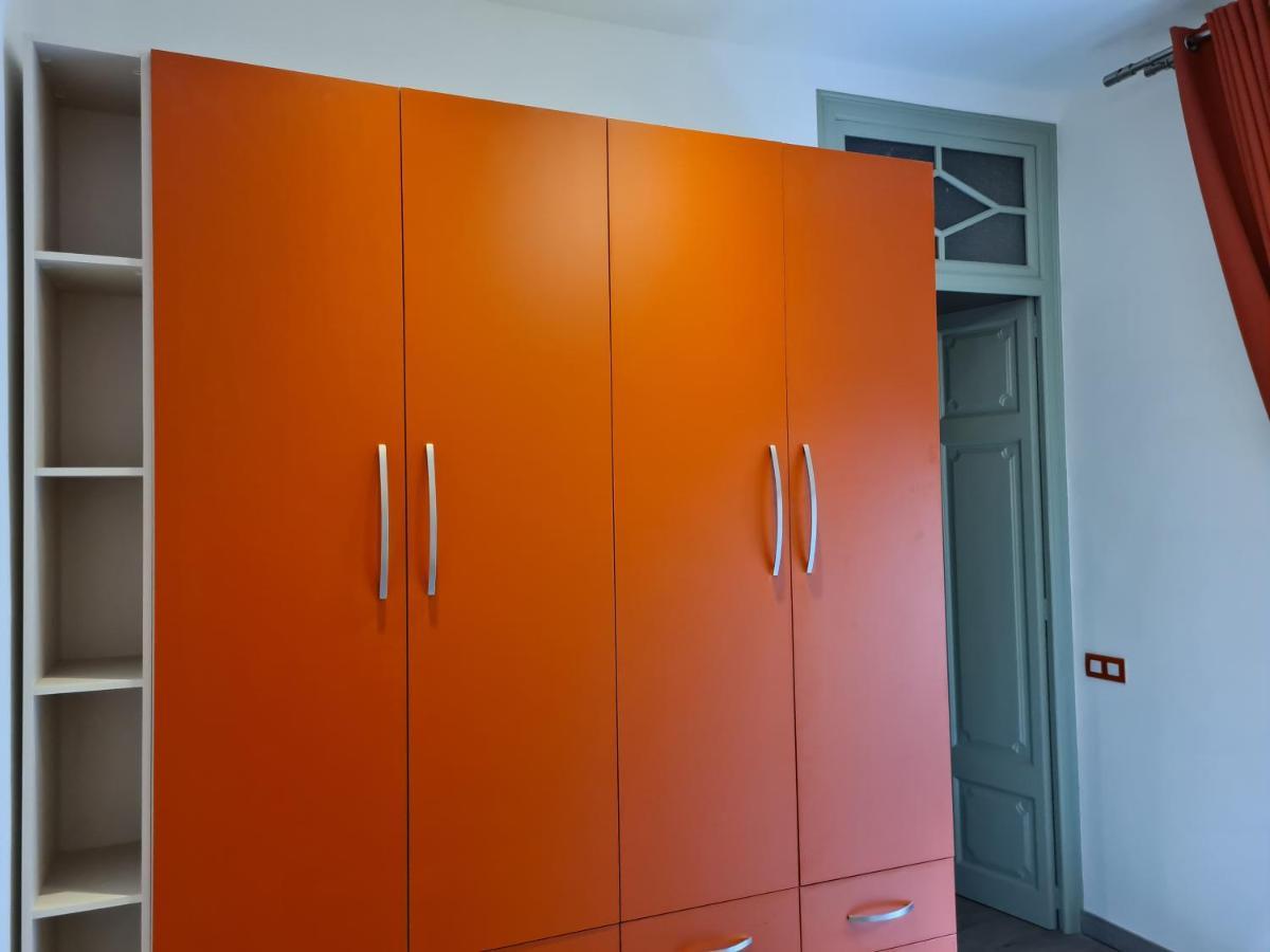 Apartaments Vicus 3 Con Vistas A La Plaza Mayor De Vic Eksteriør billede